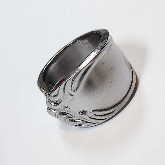 Size 7 Handmade Spoon Ring - Picture 2 of 5
